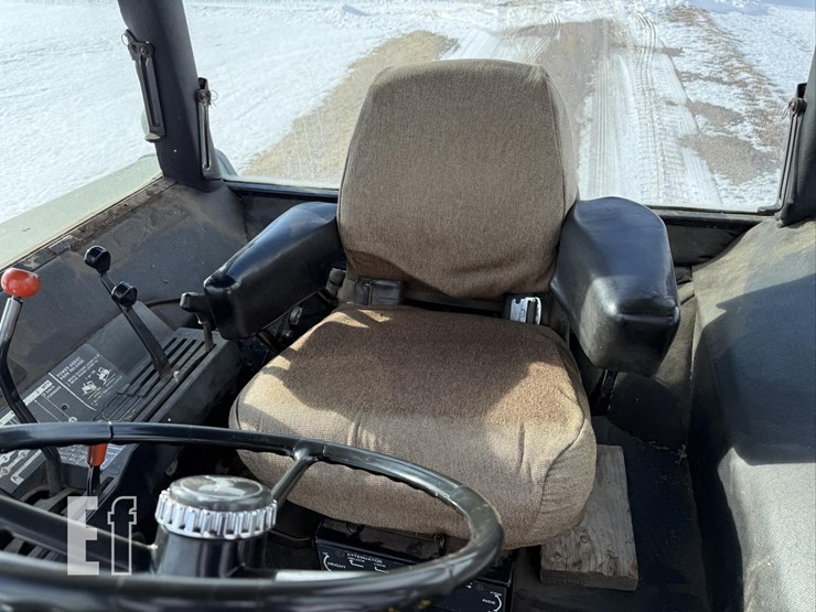 john-deere-4440-image-40