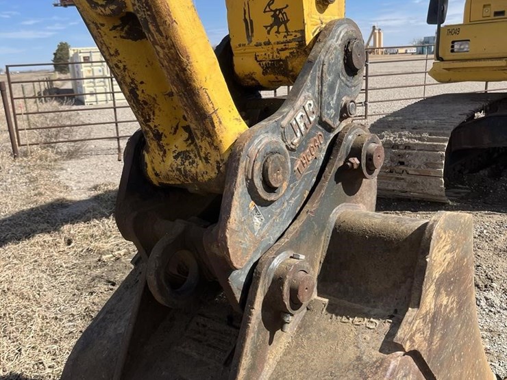 2018-komatsu-pc210-lc-11-image-13