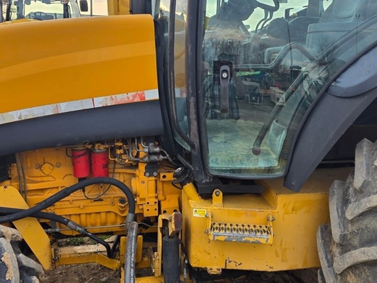 2006-new-holland-ts135a-image-17