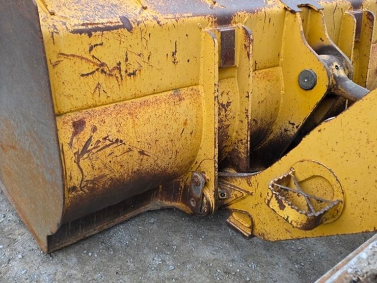 2006-caterpillar-963c-image-11