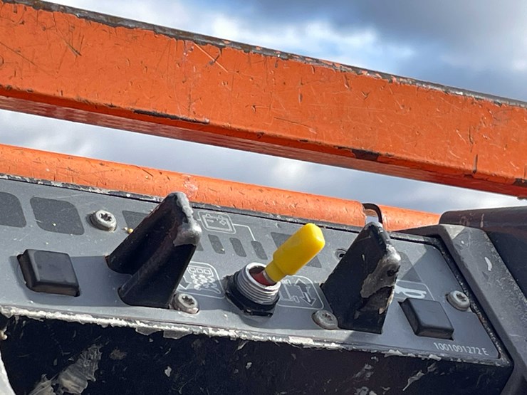 2014-jlg-1930es-image-29