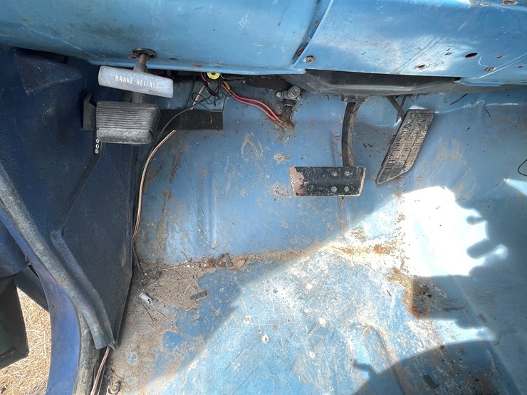 #192-•-1984-2-x-4-chevy-silverado-(has-wi-title)-image-43