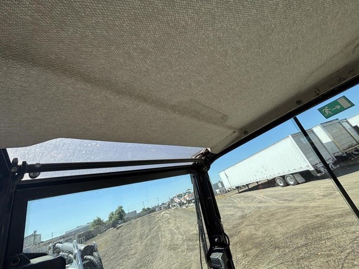 2020-bobcat-e26-image-40