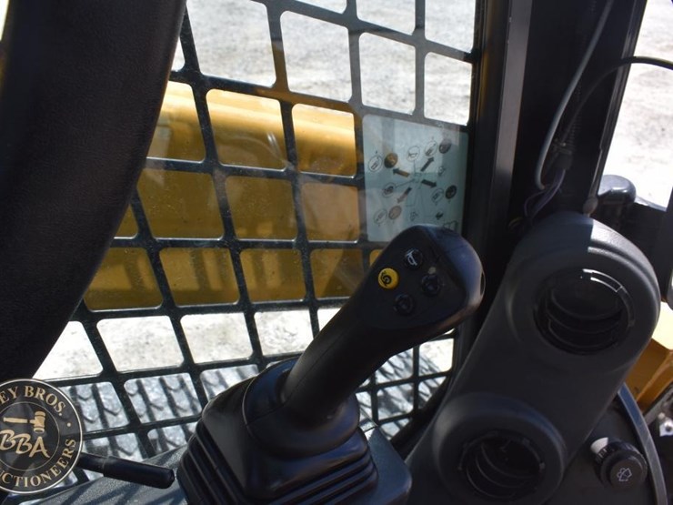 2024-caterpillar-289d3-image-46