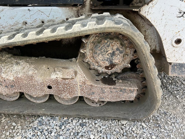 2019-bobcat-t595-image-19
