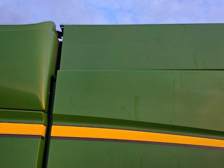 2013-john-deere-s680-image-18