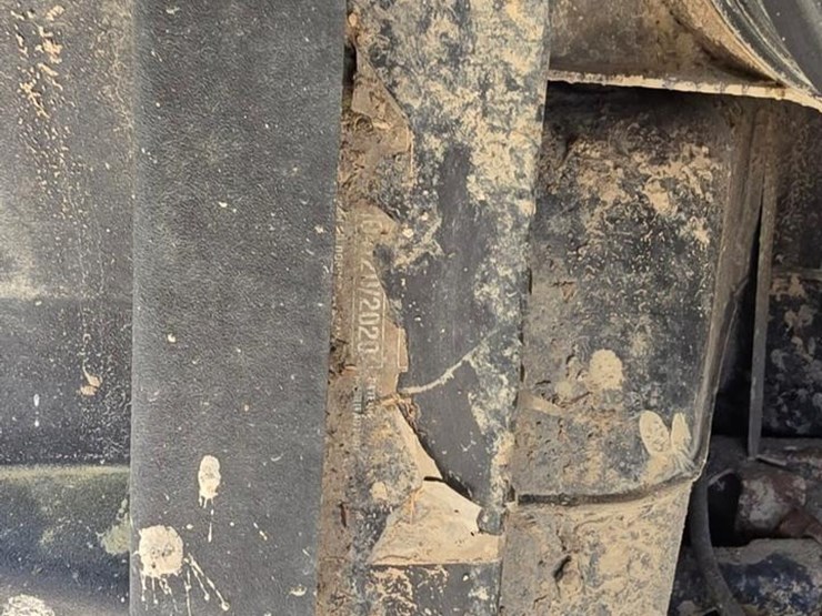 2020-bobcat-uv34-image-23