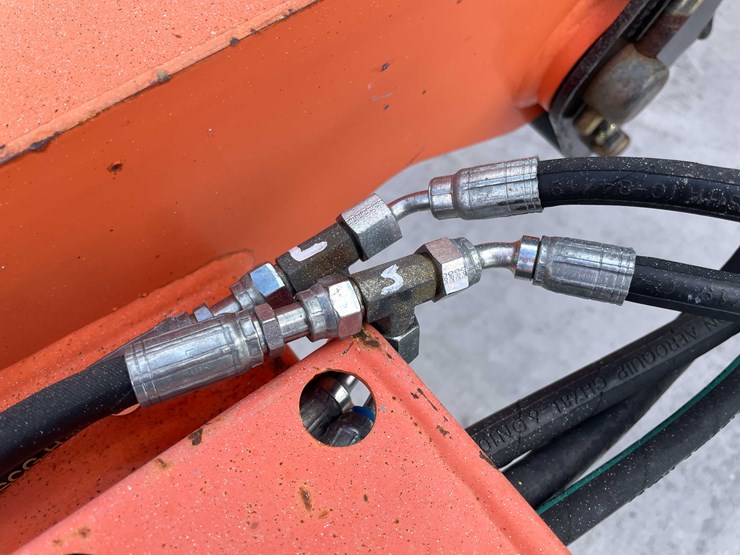 2006-jlg-450a-image-50