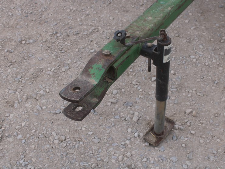 john-deere-220-image-14