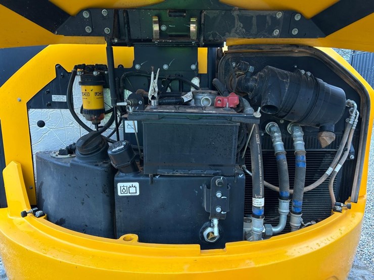 2022-jcb-50z-1-image-15