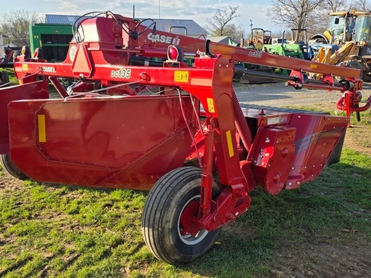 2023-case-ih-dc135-image-3