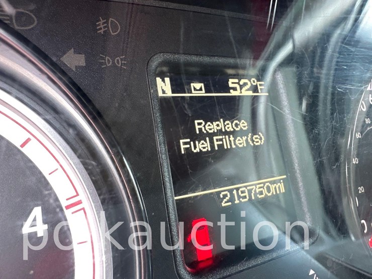 2018-ram-3500-slt-image-22