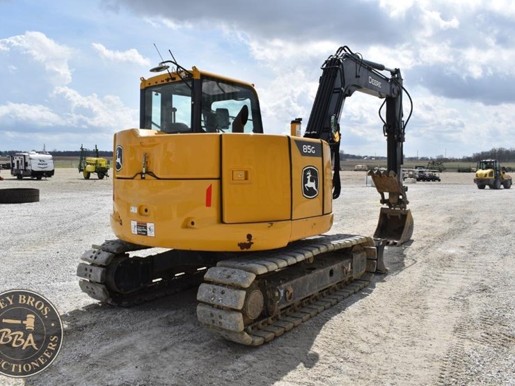 2021-deere-85g-image-6