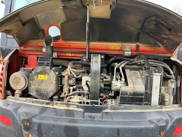 2020-kubota-kx080-4-image-15