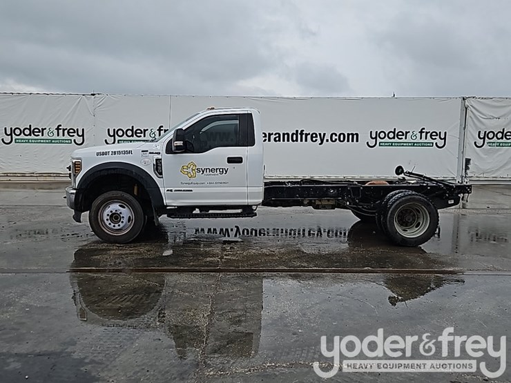 2018-ford-f550-xl-image-2