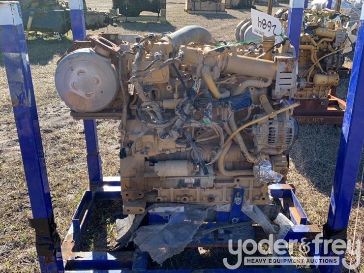 caterpillar-246d-image-6