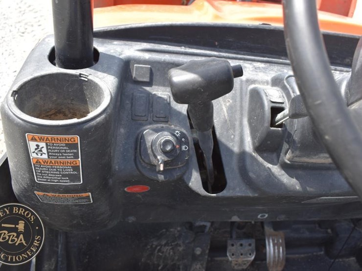 2023-kubota-rtv-x1120-image-15