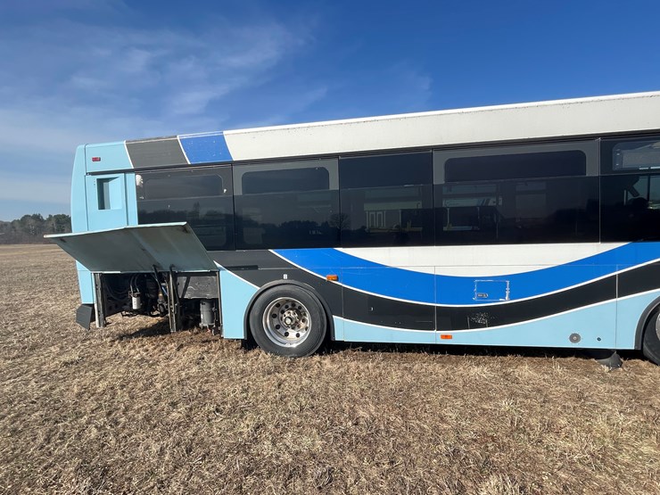 #166-•-2007-gillig-passenger-bus-(has-wi-title)-image-4