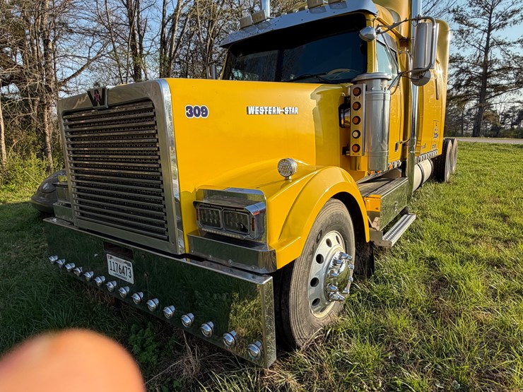 2006-western-star-4900-image-3