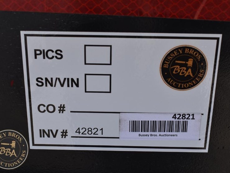 2014-muv-all-lowboy-image-22