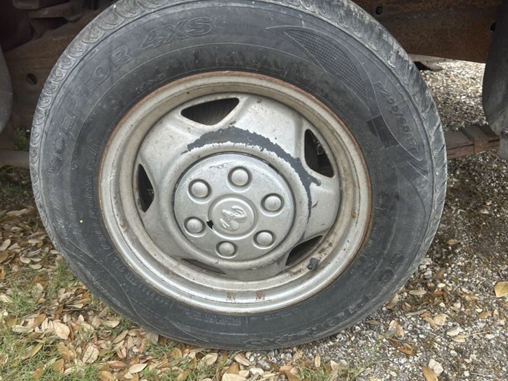 1993-dodge-dakota-image-9