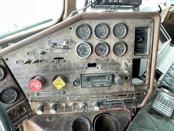 1982-caterpillar-3406-image-56