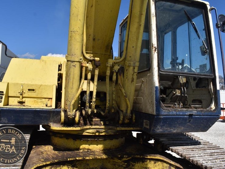 komatsu-pc300-5k-image-24