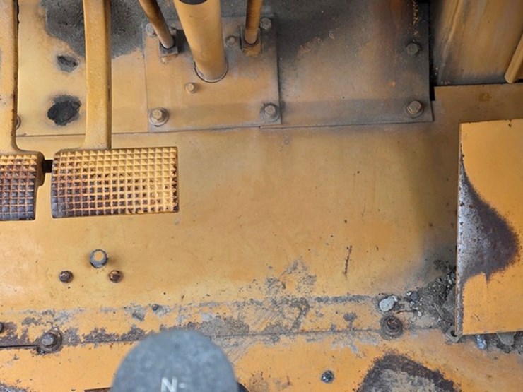 1990-case-480f-image-46