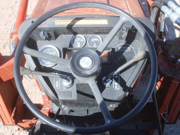 1989-case-ih-685-image-39