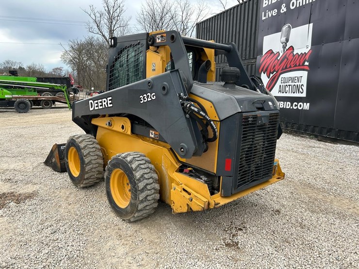 2020-deere-332g-image-2