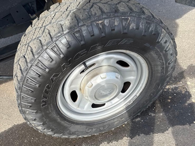 2018-ford-f250-xl-image-23