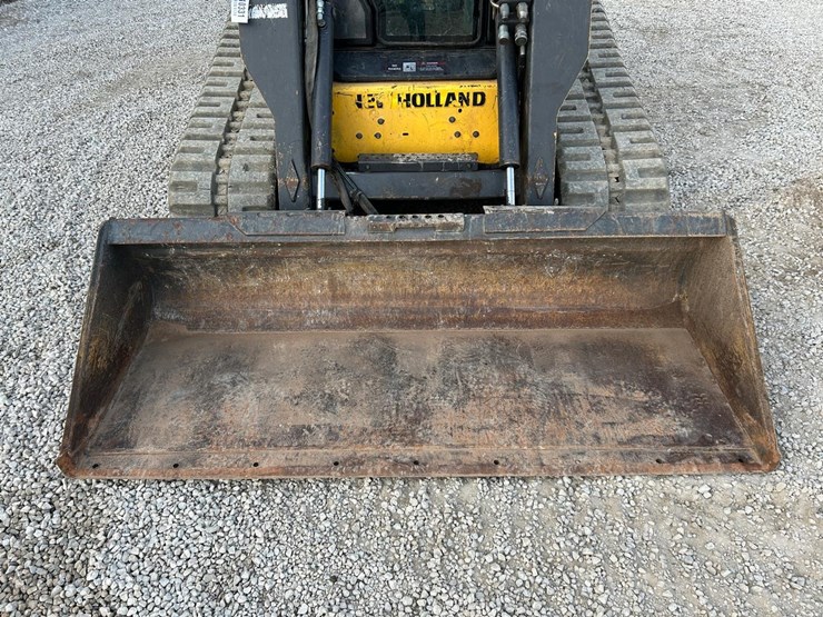 new-holland-c190-image-9