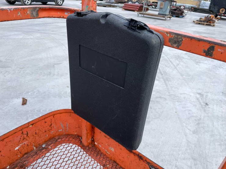 2006-jlg-450a-image-59