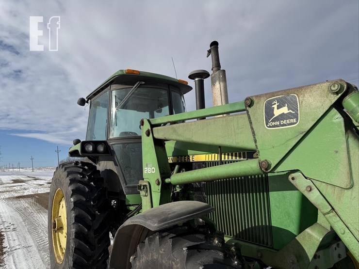 1987-john-deere-4250-image-26