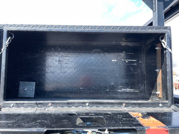 2015-chevrolet-1500-image-55