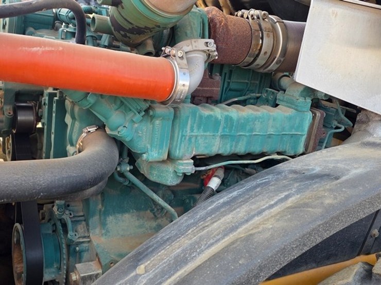 2018-volvo-sd115b-image-49