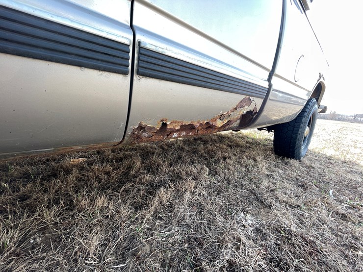 2000-chevrolet-2500-image-32