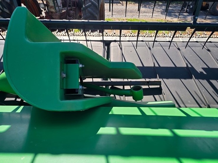 2013-john-deere-640fd-image-11