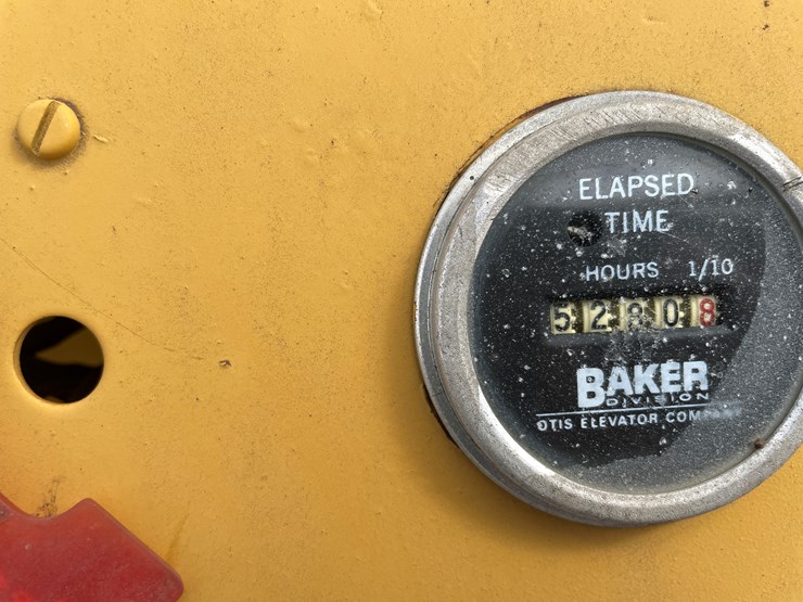 #170-•-baker-5000-lbs.-gasoline-powered-forklift-image-19