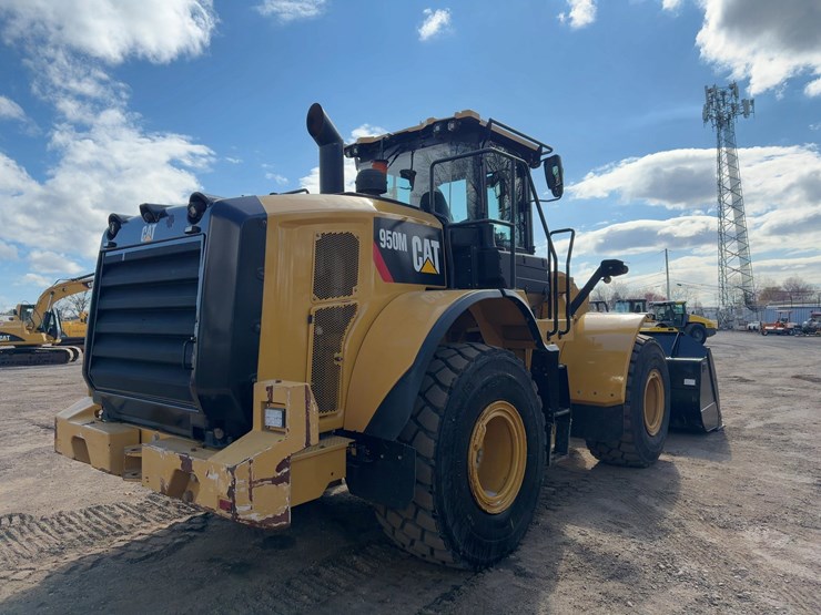 2017-caterpillar-950m-image-5
