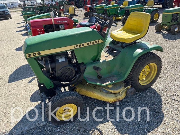 john-deere-208-image-3