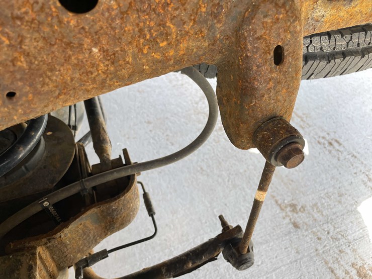 2015-dodge-2500-image-34