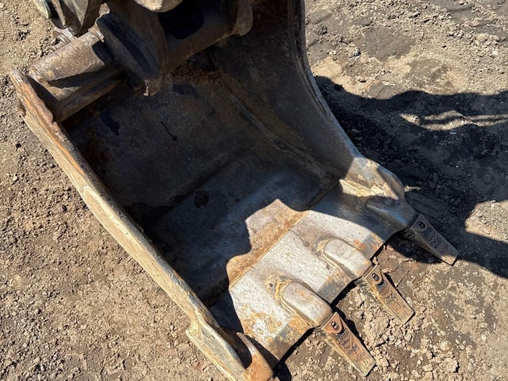 2012-bobcat-e50-image-8