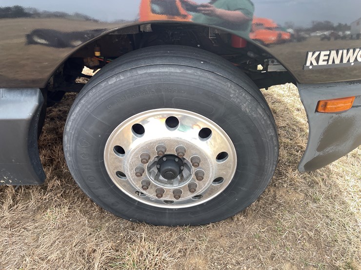 2006-caterpillar-c15-image-17