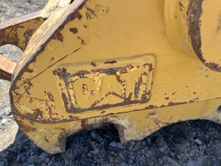 cat-quick-coupler-image-5