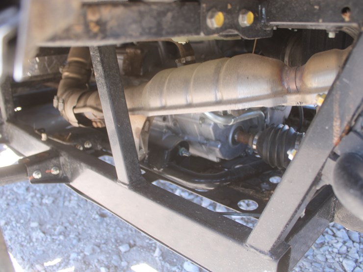 2014-honda-pioneer-700-image-25