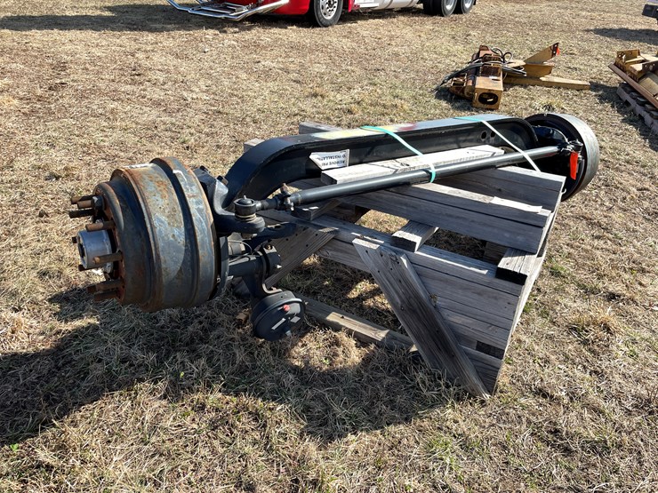 #10685-•-hendrickson-semi-truck-steer-axle-image-5