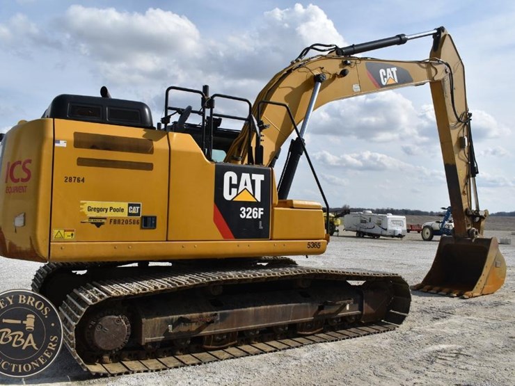 2019-caterpillar-326fl-image-10
