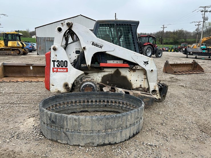 bobcat-t300-image-5