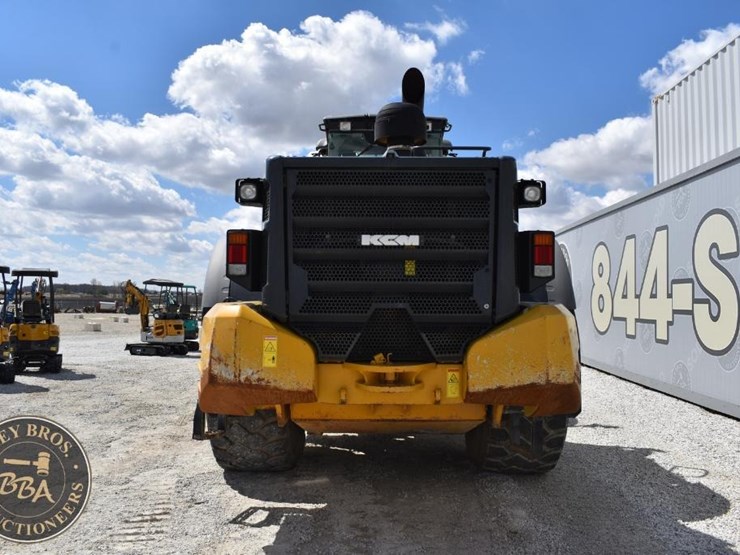 2015-kawasaki-95z7-image-10